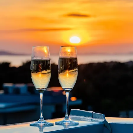 Luxury Rooftop *