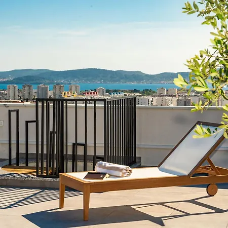 Luxury Rooftop