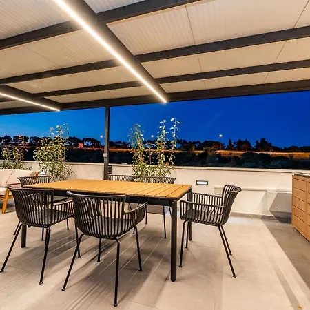 Luxury Rooftop